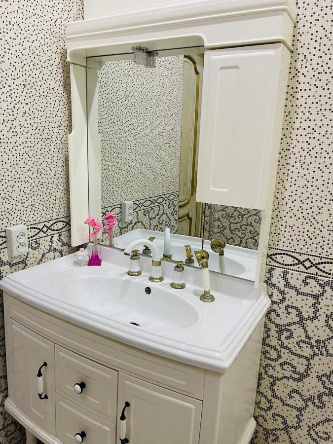Aleksandra Apartment Самарканд Екстериор снимка